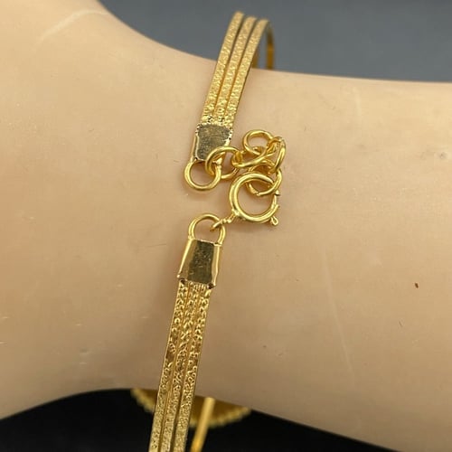 إسوارة ذهب عيار 21 الوزن 9.37 جرام