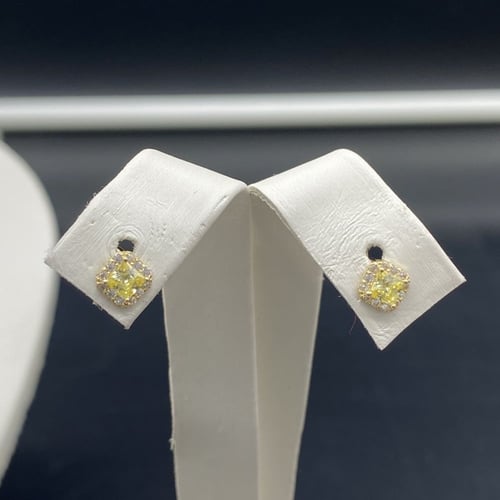 طقم ذهب عيار 18 الوزن 3.56 جرام