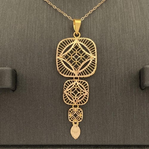 نصف طقم ذهب عيار 21 الوزن 4.24 جرام