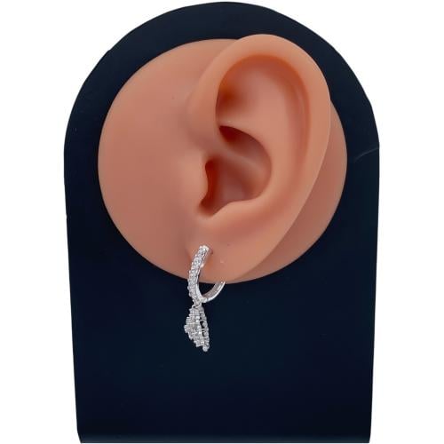 حلق ذهب عيار 18 الوزن 3.41 جرام