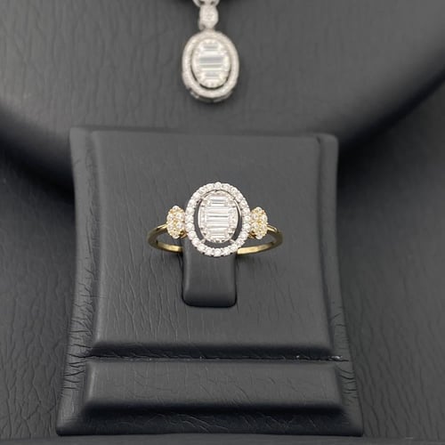 طقم ذهب عيار 18 الوزن 12.42 جرام