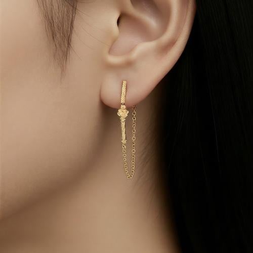 حلق ذهب عيار 18 الوزن 1.66 جرام