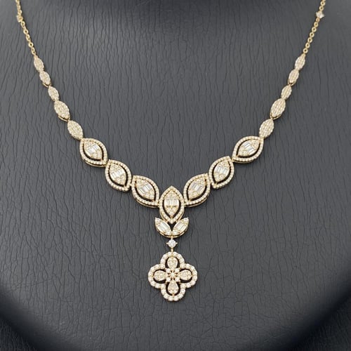 طقم ذهب عيار 18 الوزن 12.71 جرام