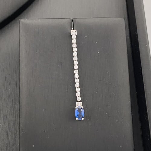 طقم ذهب ابيض عيار 18 وزن 14.63 جم يسحر العيون والق...