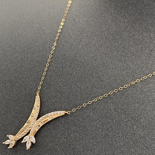 عقود ذهب عيار 18 الوزن 3.61 جرام