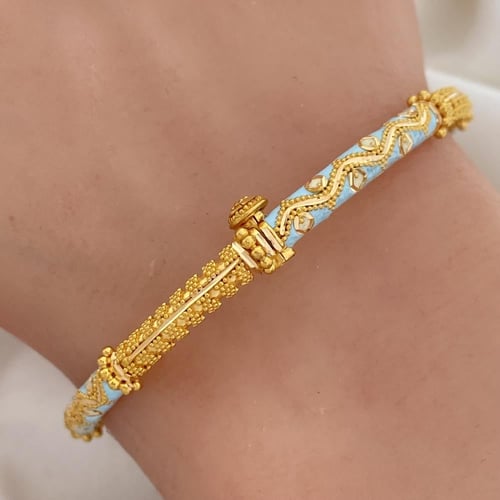 اسواره ذهب هندي عيار 21 وزن 11 جم ملونة بتصميم مذه...