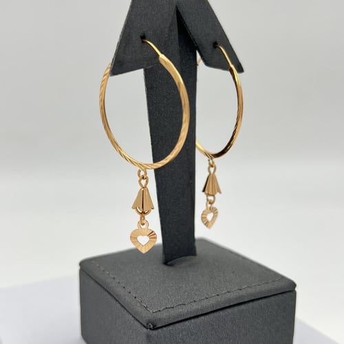 حلق ذهب عيار 21 الوزن 3.62 جرام