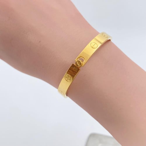 اسواره ذهب عيار 21 الوزن 9.75 جرام