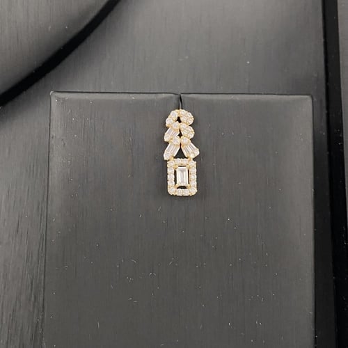 طقم طوق ذهب عيار 18 وزن 22.95 جم سواريه فخم يشرق أ...