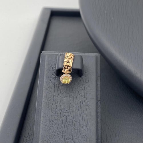 طقم ذهب كامل عيار 21 وزن 14.84 جرام بتعليقة شكل V...