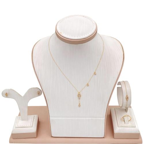 طقم ذهب عيار 18 الوزن 3.43 جرام