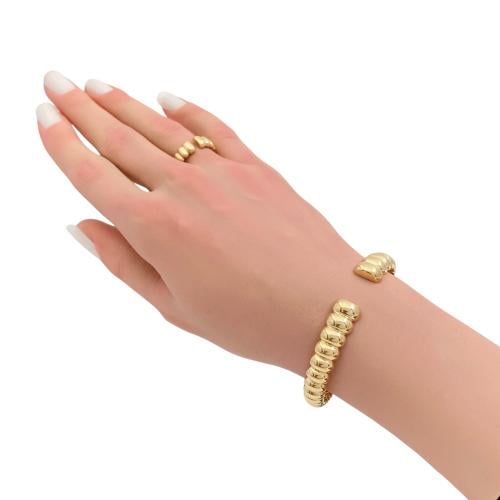 اسواره ذهب عيار 18 الوزن 12.30 جرام