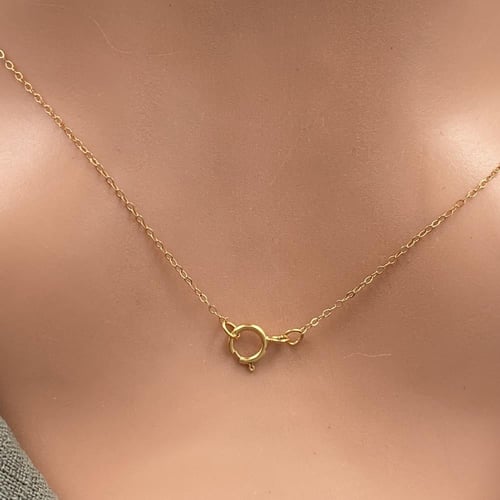 عقد ذهب عيار 21 الوزن 1.25 جرام