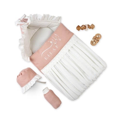 مدس استقبال مطرز بالاسم