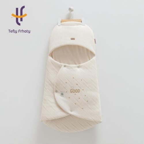 كاراميل جود بيبي - حامل طفل أنيق بلون بيج كلاسيكي