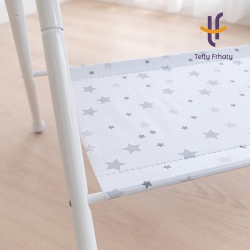 طاولة الغيار والاستحمام