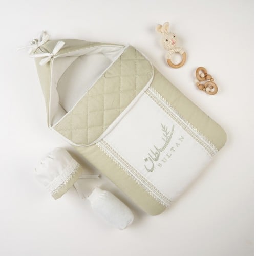 مدس استقبال مطرز بالاسم