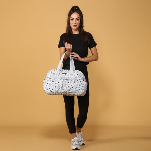 حقيبة للأم لرعاية الطفل