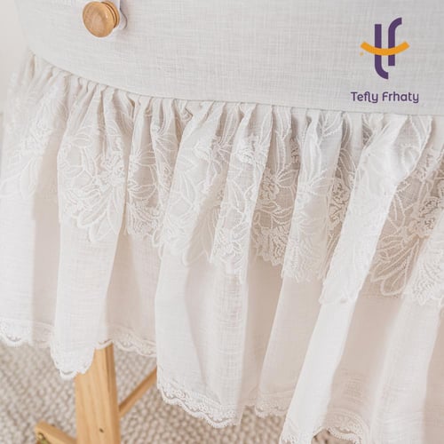 سلة موسى دانتيل مع حامل هزاز خشبي