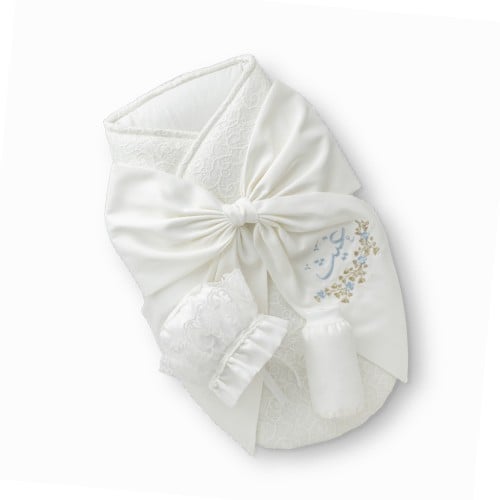 مدس استقبال مطرز بالاسم