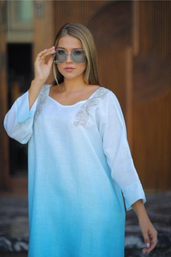 ثوب انيق من اللنن الاوربي مع شك يدوي بالكريستال