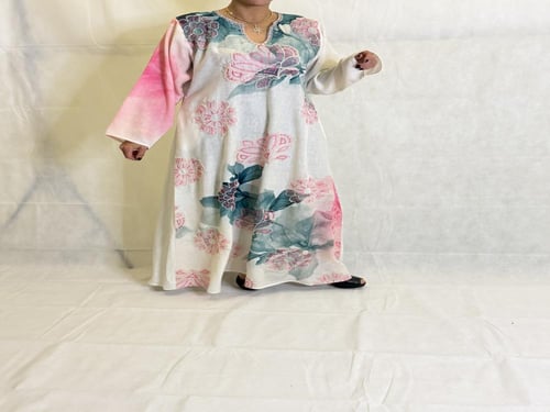 جلابيه من اللنن الأوربي الطبيعي “تصميم حصري من Uni...