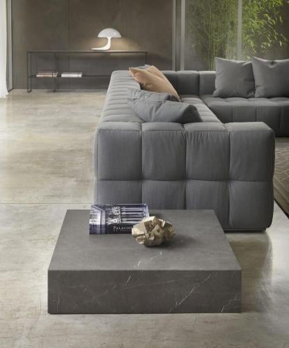 طاولة جانبية جميلة