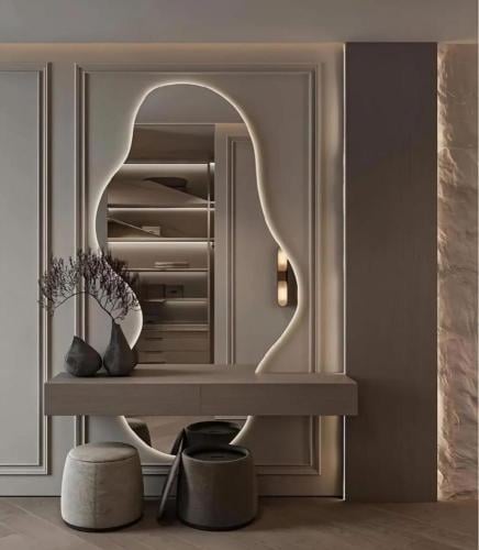 مدخل عصري مع مراية انيقة