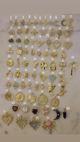 اسوره خيط مع تعليقات ذهبيه مطليه