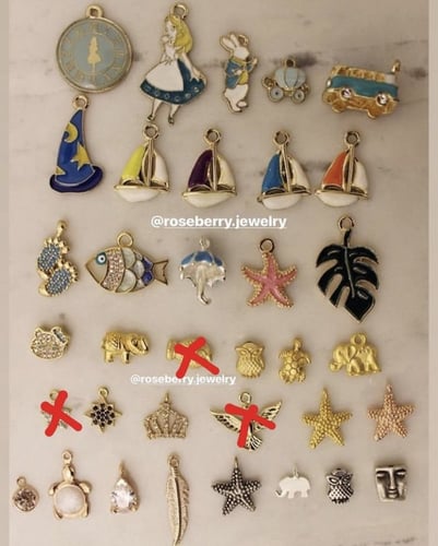 بروش بناتي مع كتابة الاسم من اختيارك