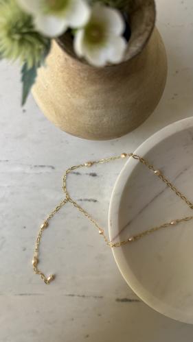 اسورة كف باللولو الابيض