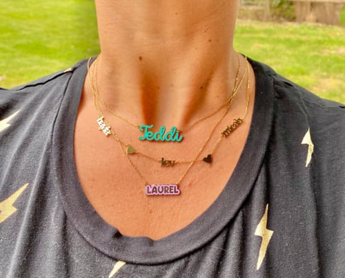 سلسلة اسم فضة عيار 926 ومطلي ذهب عيار 14