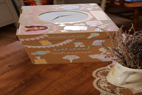 بوكس المفاجآت فارغ