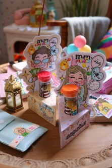 علب m&m