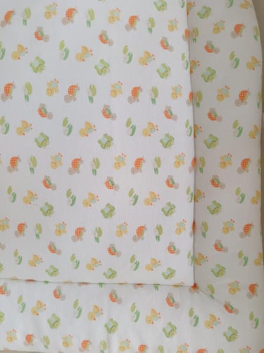 طقم مفرش تقديم و شنطة BH 80