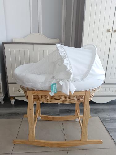 سلة موسى مع القاعدة مضلة 270