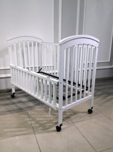 سرير طفل f425