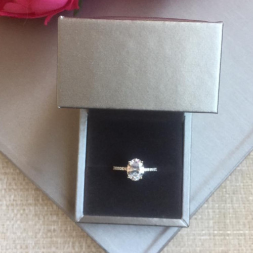 خاتم مرصع باحجار الزيركون تصميم الماس