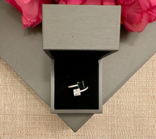 خاتم فري سايز اخضر