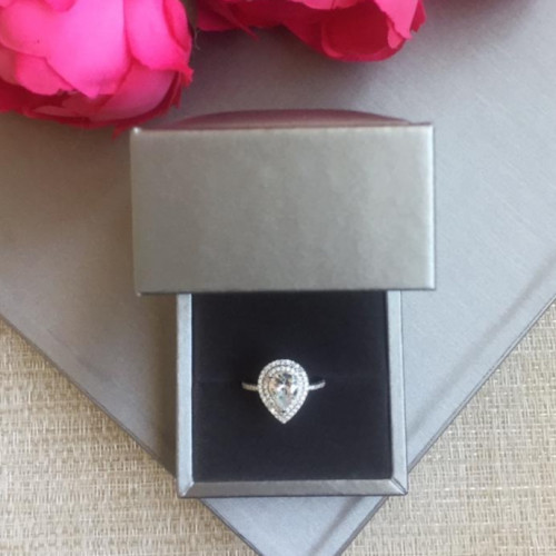 خاتم مرصع باحجار الزيركون تصميم الماس