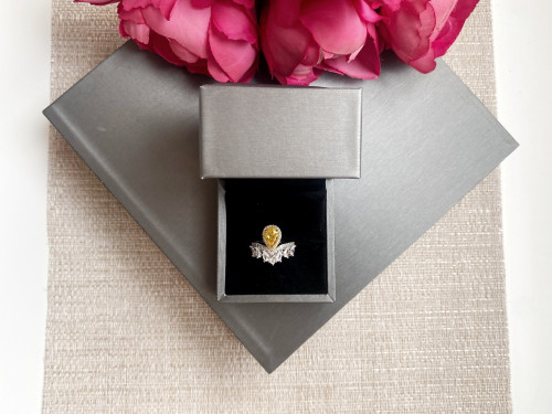 خاتم فري سايز مرصع باحجار الزيركون تصميم الماس