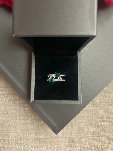 خاتم فري سايز مرصع باحجار الزيركون تصميم الماس