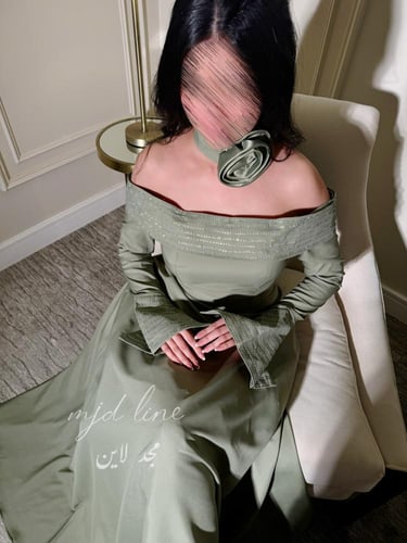 فستان دلونا مع ربطة عنق