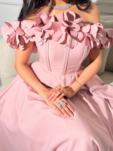 فستان ورود وردي اوف شولدر ميدي