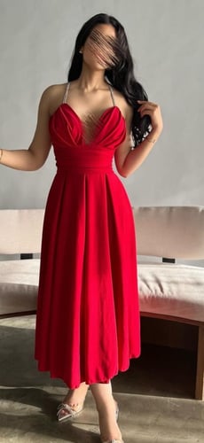 فستان العيد لونين احمر وازرق