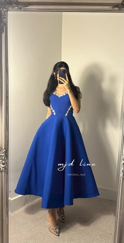 فستان لميس نيلي