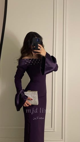 فستان رهف فصوص على الصدر