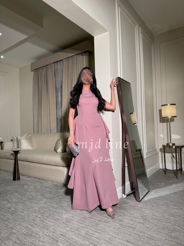 فستان ريناد بـ قصة ظهر مُميزه