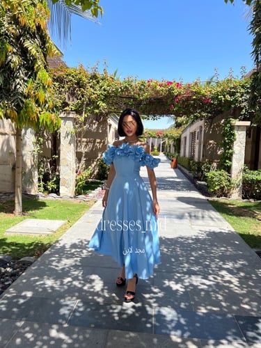 فستان ورود سماوي اوف شولدر ميدي