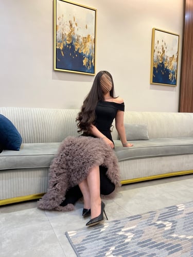 فستان نجلاء